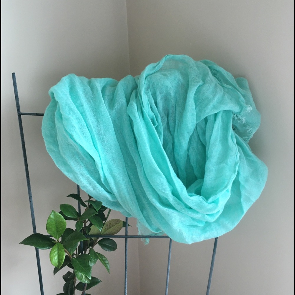 Gauzy Scarf